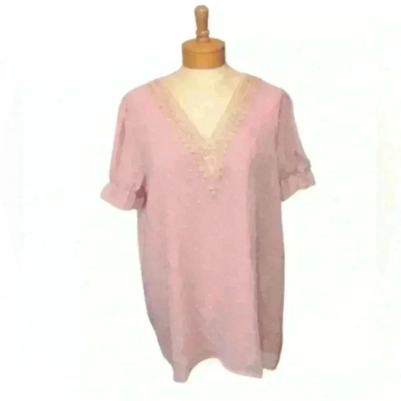 Womens Pink Lace V Neck Puff Short Sleeve Top Swiss Dot chiffon size Large NWT - Picture 1 of 10